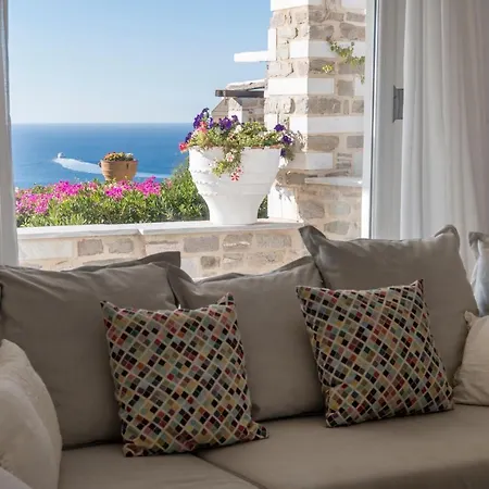 Anna-marie 1 פארוס