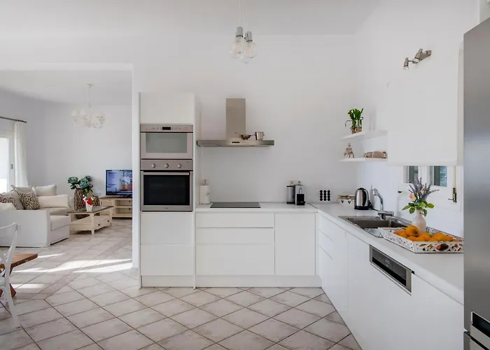 וילה Anna-marie 1 *