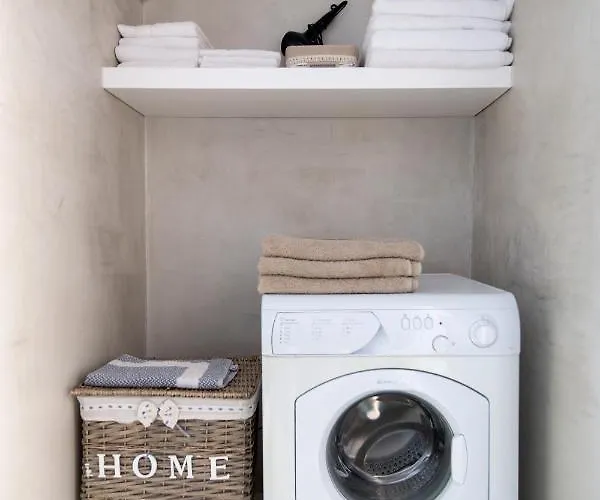 Anna-marie 1 Willa Páros